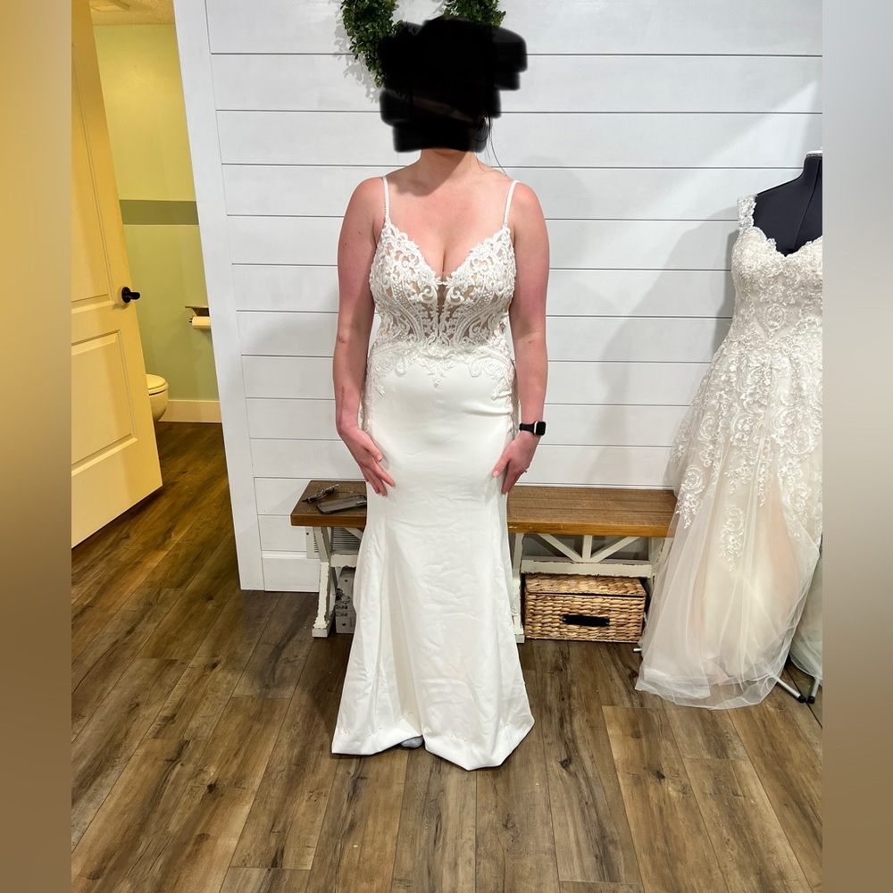Allure Couture c638 wedding dress